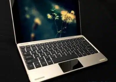 Tablet with keyboard